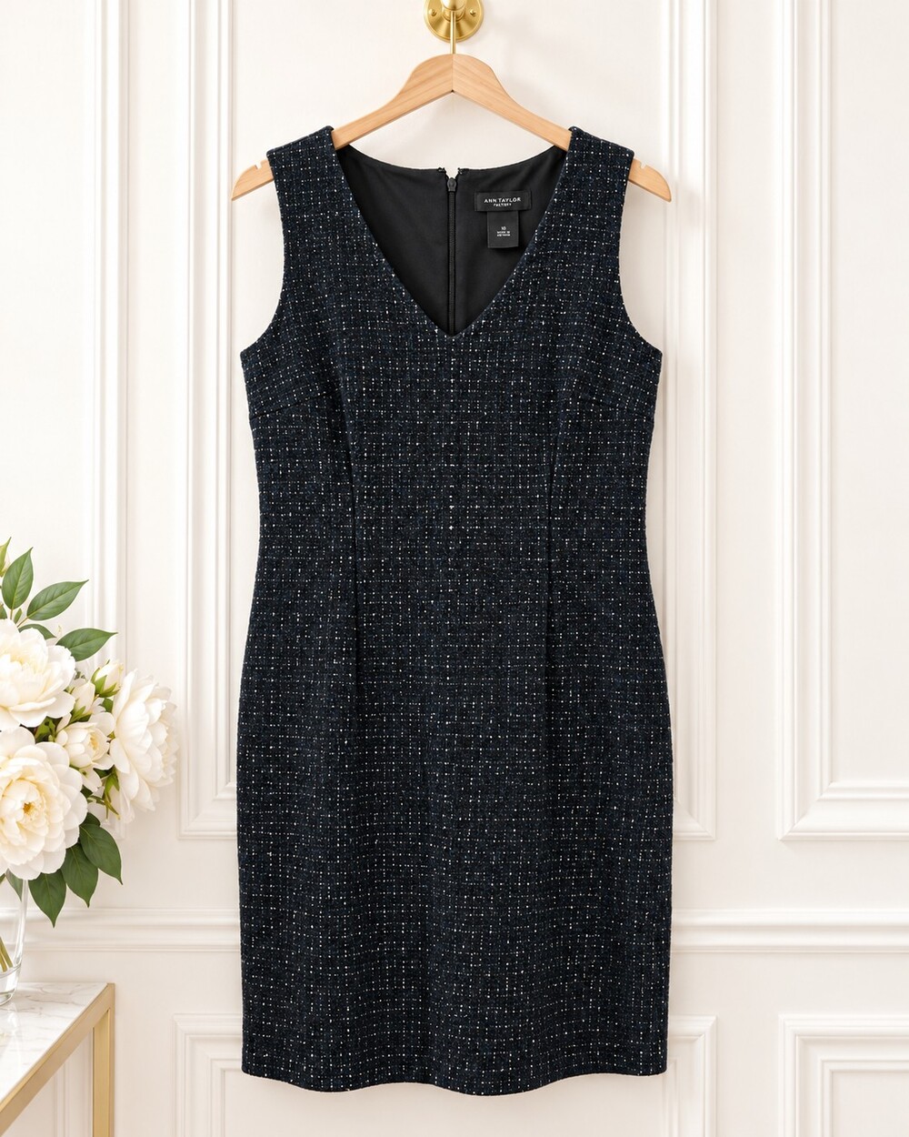 Ann Taylor Black Tweed V Neck Sheath Dress Size 10 - Picture 5 of 9